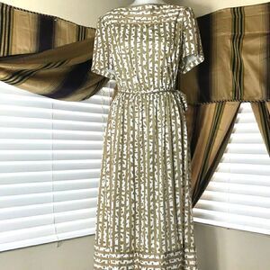 Brown Vintage Style Dress Size L XL